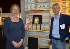 Renske Loefs en Albert de Hollander konden bezoekers alles vertellen over de nieuwe producten van Joannusmolen: Havermout & rood fruit, het spelt- havermout-ontbijt en Havermout met blauwe bessen.