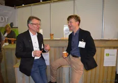 Links Kees van Zelderen (voorzitter van de LTO- vakgroep Biologische land- en tuinbouw en sinds april 2015 voorzitter van de COPA-Cogeca werkgroep voor biologische landbouw en actief in de IFOAM-EU Farmers Group) met Sjors Willems van de Provincie Noord- Brabant.