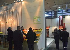 Het bio-hoekje van Hispalco Bio uit Valencia. Levert groenten en fruit sinds 1992.