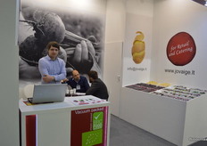 Waarschijnlijk deelde Jovaige biologische verpakte bieten uit aan iedereen die de naam van het bedrijf in een keer goed uitsprak. Vrijdagmorgen lagen ze nog keurig in de schappen. Landgenoten uit Litouwen mochten uiteraard niet meedoen. Volgens Tomas Osencovas ziet het bedrijf steeds meer kansen in de Europese markt.