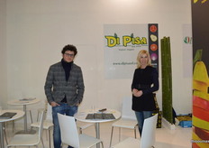 Riccardo Di Pisa en Katarina Barbasova van im- en exportbedrijf Di Pisa.