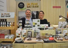 De Smaakspecialist: Pieter Dirven en Anneloes Hoorneman achter de raw producten van het eigen merk Raw Organic Food.
