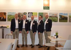 Deze teamfoto van Green Organics werd dit keer niet in hal 7 maar in hal 9 gemaakt. Van links naar rechts: Hans van der Stok, Edwin From, Jan Groen, Robbert Blok en Gerard de Pee.