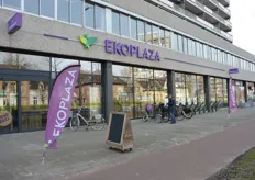 Het pand van Ekoplaza aan de Stratumsedijk 34 in Eindhoven. Hier is de Ekoplaza aan de Geldropseweg eind 2014 naartoe verhuisd.