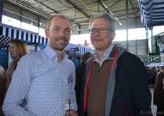 Sven Henze van Udea met Jan Peter Oosterloo van Ekoplaza Bilthoven.
