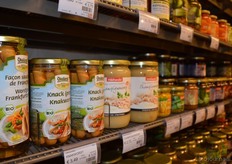 ...Frankfurter worsten en groenten.