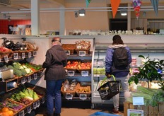 Een breed assortiment groenten en fruit.