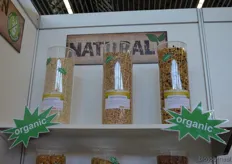 EuroCér had ook diverse bio-producten bij. Van links naar rechts: Organic Oat Flakes, Organic Spelt Flakes, Organic Crunchy Muesli.