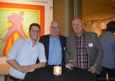 V.l.n.r.: Arjon Kalter (in the middle), Oeble Kempenaar (Organic Flavour Company) & Gerald Langerak (Flevolof)