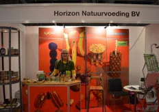 Alise Kramer van Horizon Natuurvoeding BV, toonde veel notenpasta's. De noten worden geïmporteerd, verwerking gebeurt in eigen beheer.