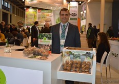 Donata Parlapiano – Italiaans voor ‘langzame prater’ – van het gelijknamige Parlapiano Demetrio Azienda Agricola Biodin teelt biodynamische gouden en groene kiwi voor export naar Frankrijk, Nederland en Duitsland. Had overigens een vlotte babbel.