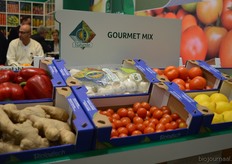 De Gourmet Mix van Naturelle nemen een bescheiden ruimte in op het schap, wat het voor supermarkten interessant maakt om op een klein oppervlak een breed aanbod te tonen.