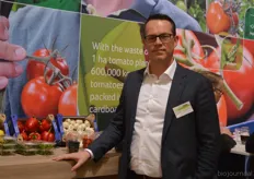 Harm-Jan Eikelenboom (The Greenery) vertelt dat de dozen van de Gourmet Mix zijn vervaardigd uit vezels van tomatenplanten.