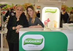 Luisa Ruggiero en Valentina Deserti van het Italiaanse Antonio Ruggiero. Teelt uien en aardappelen voor Italiaanse supermarkten.