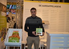 Wouter Devlies van het Belgische De Aardappelhoeve. Bio maakt momenteel 20% uit van de totale afzet en dat percentage blijft stijgen. Leveren onder private label aan de Belgische retail.
