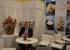 Ben Muyshondt van het Belgische Pomuni is actief in de teelt van verse (ongeschilde) aardappelen. Belevert bio-aardappelen aan Makro, Metro, Carrefour en Aldi. Ziet veel groei.