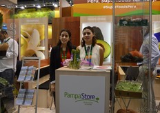 Agustina Toneguzzi en collega van PampaStore. Actief in avocado, mango, pompoen, asperges, en nog diverse andere groenten en fruit.