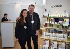 Kathrin Olbert en Thomas Olben van Apeiron. Apeiron levert Ayurvedische levensmiddelen. Edy van Middendorp heeft het Duitse merk in Nederland geïntroduceerd.