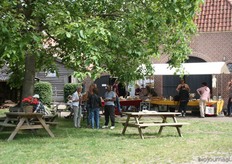 "Op deze Open Dag (17 juni) konden bezoekers tijdens de rondleidingen kennismaken met onze zeldzame Brandrode runderen en vertelden wij het verhaal van onze bijzondere kaas."