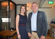 Femke Buitenga en Jeroen Canits waren vanuit Heerenveen naar de BioBorrel gekomen. Ze zijn allebei werkzaam bij Kaasmakerij Henri Willig.