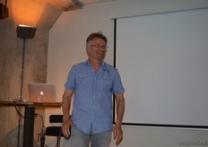 "Kees: "Hier draait het volgens mij om: kan je als bio-boer het verhaal vertellen waarom je het eigenlijk doet. Dat verhaal leidt tot een ander gedrag bij de consument."