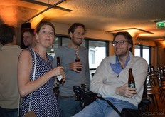 "Vrienden van mede-organisator Thomas van Hasselt. "We zijn hier voor mental support", grapten ze."