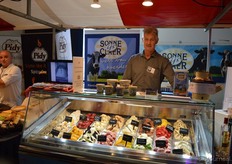 Barend Mul liet proeven van het biologische Sonneclaer-ijs.