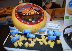 "En nieuw in het aanbod van Aurora is deze Smoked Chili-variant. Manon: "Hierin verwerken we huisgerookte pepers."