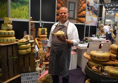 Piet den Hertog stond met de kazen van De Mékkerstee in de stand van Treur Kaas.