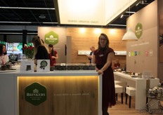 Domenique Scheuten van Brinkers: “We zijn trots op de uitbreiding van onze lijn chocolade spreads.”