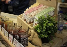 TLANT Farm Bakery toont op de beurs Granola Crackers met bijpassende jams “die elkaar goed aanvullen”.