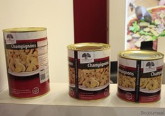 Close-up van de champignonconserven.