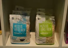 Naast o.a. Weleda, Rosies, Marcel's Green Soap en Lovechock kan men bij Marma terecht voor producten van Meesters van De Halm.