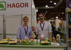 Kirsten van der Linden en Aart Jansen vertegenwoordigden TerraSana op de BioXpo VitaSana. Ook zij stonden in de stand van Hagor.