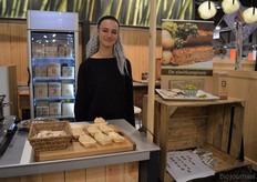 Bertyn is een Belgisch merk, maar niet weg te denken uit de Nederlandse schappen. Op de foto: Louise Demey.