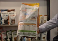 Op de achterkant van de nieuwe verpakking staat o.a. meer informatie over de herkomst van de ingrediënten.