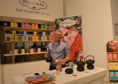 Frank Jansen van De Eng B.V. presenteerde bij Mannavita het theemerk Shoti Maa.