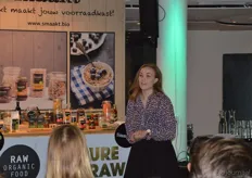 Na afloop van de presentaties was er gelegenheid tot borrelen. Hierbij kon men genieten van diverse biologische hapjes die verzorgd waren door Eveline Jansen van Eefje kookt. Zij heeft in het verleden bij de Smaakspecialist gewerkt.