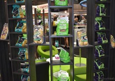 Het bedrijf Parmentine staat ook met biologische producten.