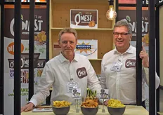 Willem de Kanter en Benno Toenders van The Impulse Factory staan voor de eerste keer op de BIOFACH. Zij promoten het merk 'let's be Onest' met 3 verschillende soorten smaken chips.