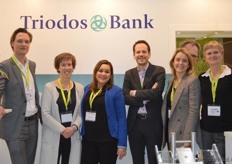 "Bij Triodos Bank: Alexander van der Have, Marleen van den Broek, Karen Fiallos, Jurrien Appers, Katie Brokman en Nelleke Veenstra. Jurrien is verantwoordelijk geworden voor het Organic Growth Fund: "Dit is voor ons dé beurs. We laten hier onder meer de ontwikkelingen rond het Organic Growth Fund zien."