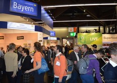 Vooral op donderdag was het bij vlagen dringen geblazen in de hallen.