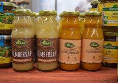 Er was onder andere extra aandacht voor dit biologische gembersap en kurkumasap.