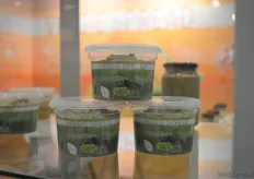 Nieuw van Bio+ Trading Company: Veggie Spreads. Op deze foto de fresh&creamy-variant. De andere varianten zijn sweet&creamy en intense&creamy. Alle Veggie Spread-potjes bevatten 60% groenten.