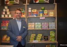 Rolf van Zandwijk van Voets Specialiteiten heeft op de beurs de nieuwe bio-thee La Tisanière ter introductie. 