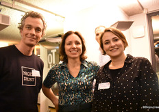 Sander de Jong, Lonneke van Genugten (die ook spreker was) en Marthe van Andel van Fairfood. 