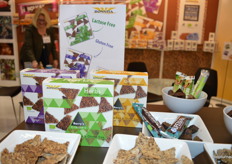 Nieuw van Bonvita zijn onder meer deze superbar (met diverse soorten superfoods) en de Barry's, dit zijn driehoekige crackers in drie varianten.  