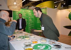 Jacob Ruben en Djowie van der Meer van Z Company. Djowie: "Jacob runt ons kantoor in Denemarken, die hebben we begin dit jaar geopend. 99% van onze producten gaat naar het buitenland."