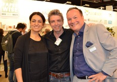 Sascha de Lint en Addy Rouwenhorst (GreenAge) met Patrick Gerritsen van Bio4Pack.  
