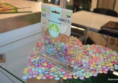 De Bio Chocolade Confetti is gevuld met pure chocolade.
